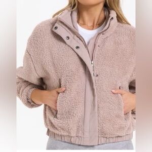 Vuori Women's Soft Cream Teddy Jacket